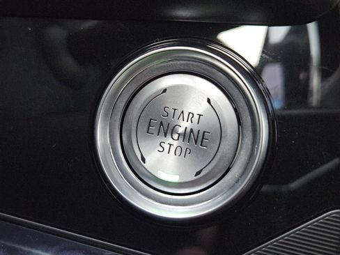 Used 2024 Chevrolet Corvette Stingray Preferred Cpe w/ Stealth Interior Trim Package image 26