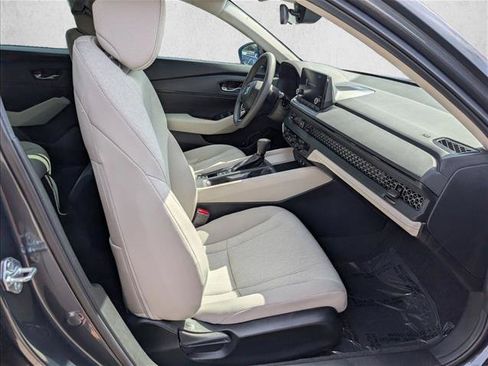 Used 2023 Honda Accord LX image 18