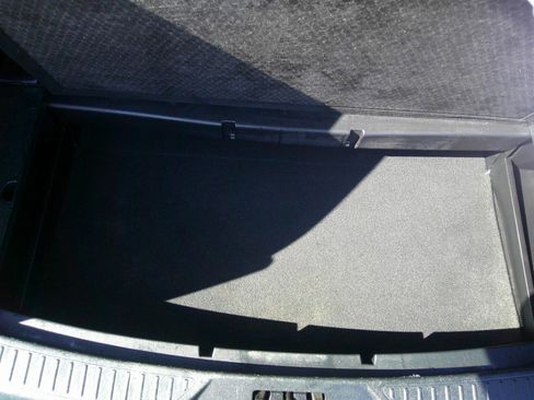 Used 2020 Ford Explorer XLT w/ Equipment Group 202A image 37