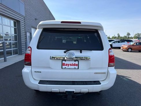 Used 2006 Toyota 4Runner SR5 AWD/4WD image 7
