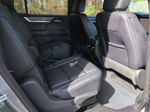 New 2026 GMC Acadia Elevation w/ Elevation Premium Package image 24