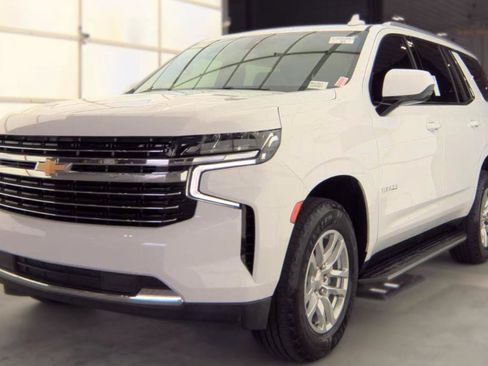 Used 2021 Chevrolet Tahoe LT RWD image 1