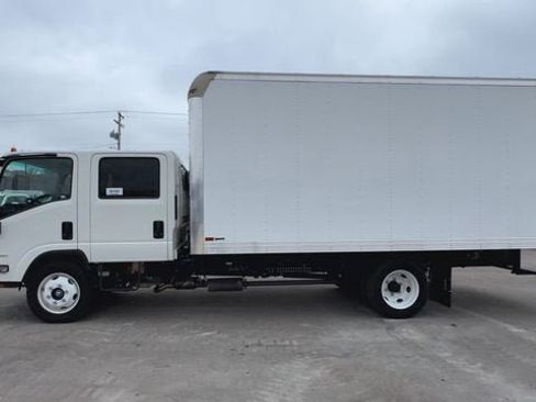 New 2024 Chevrolet Low Cab Forward image 5