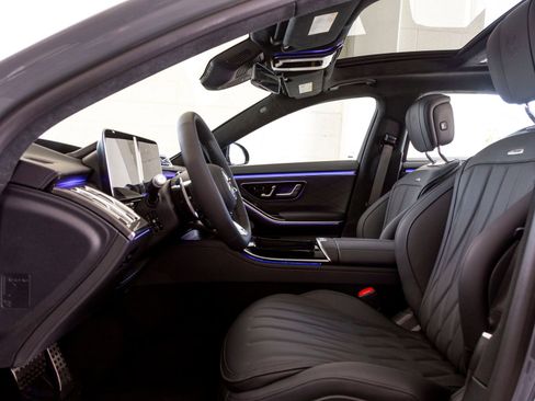 New 2026 Mercedes-Benz S 63 AMG S image 16