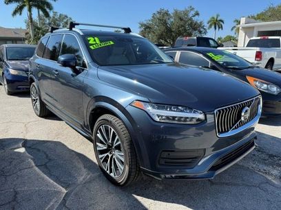 Used 2021 Volvo XC90 T5 Momentum w/ Advanced Package