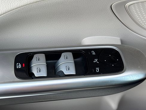 Certified 2023 Mercedes-Benz C 300 Sedan image 12