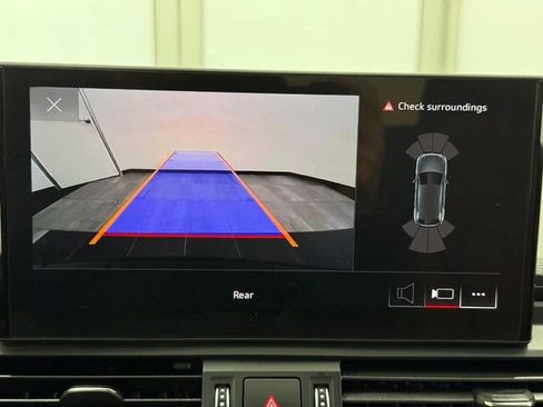 Certified 2025 Audi Q5 2.0T Premium w/ Convenience Plus Package AWD/4WD image 18