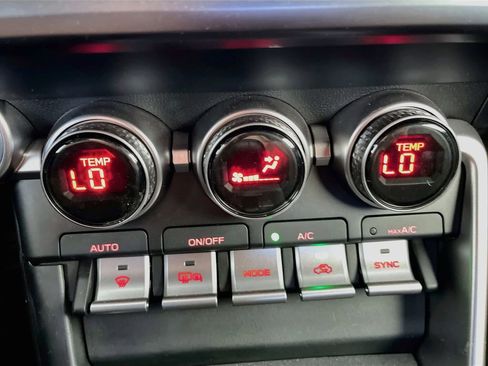 Used 2023 Toyota GR86 Premium w/ ALL Weather Mat Package (TMS) RWD image 16
