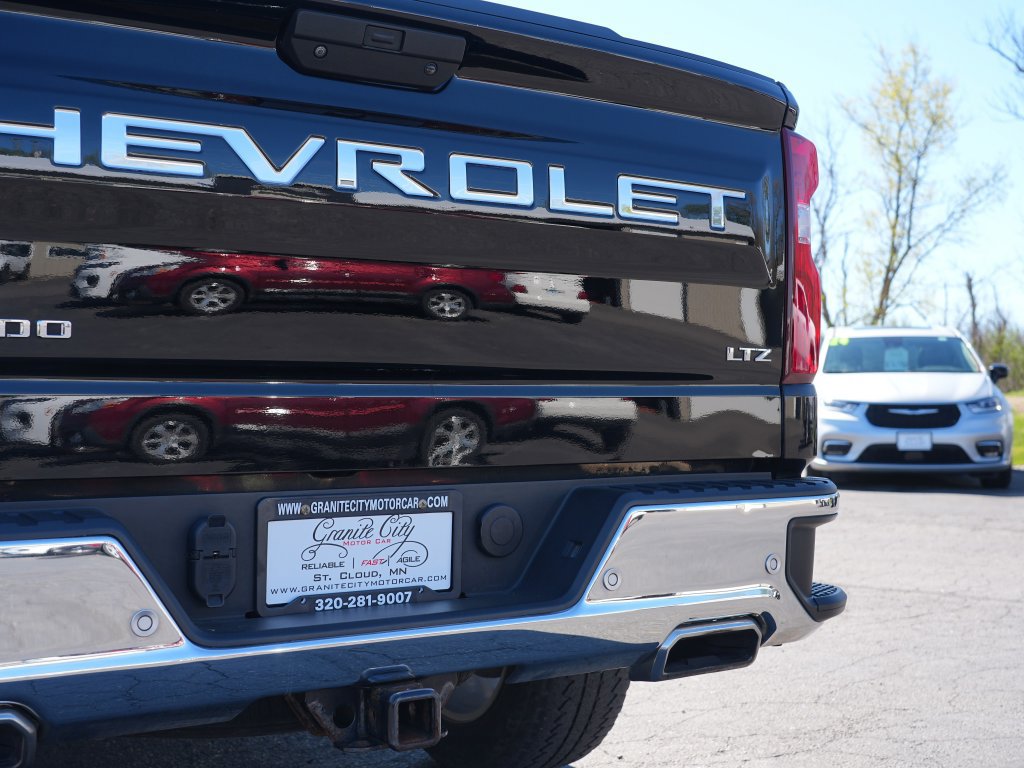 Used 2021 Chevrolet Silverado 1500 LTZ AWD/4WD image 10