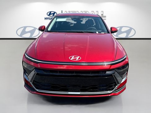 New 2026 Hyundai Sonata SE FWD image 2