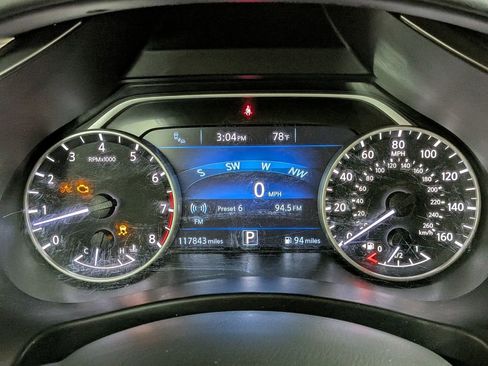 Used 2016 Nissan Murano Platinum w/ Platinum Technology Package FWD image 16