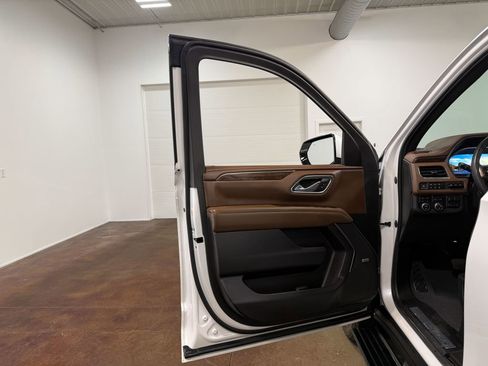 Used 2023 Chevrolet Tahoe High Country image 56