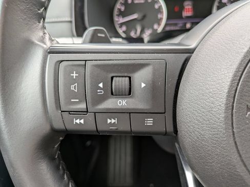 Certified 2025 Nissan Pathfinder SV AWD/4WD image 24
