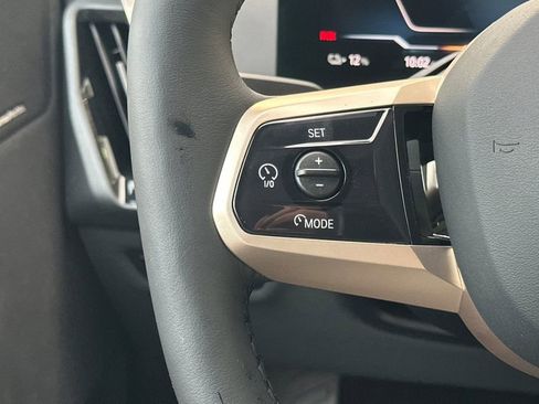 New 2026 BMW iX xDrive60 w/ Premium Package image 25