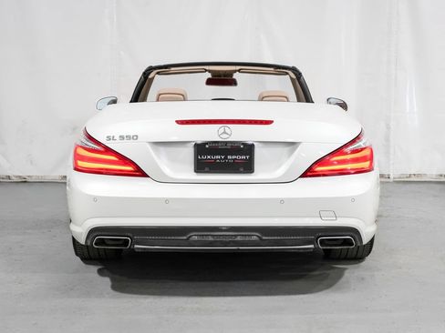 Used 2013 Mercedes-Benz SL 550 image 4