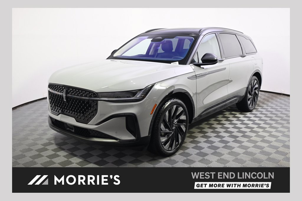New 2026 Lincoln Nautilus Reserve w/ Jet Appearance Package AWD/4WD image 1