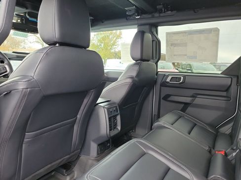 New 2025 Ford Bronco Outer Banks image 15