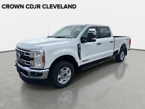 Used 2025 Ford F250 XLT image 8