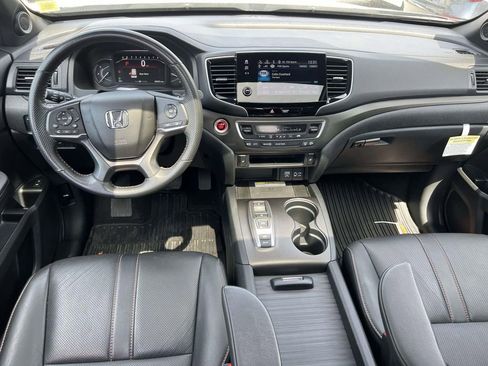Used 2023 Honda Passport TrailSport image 13
