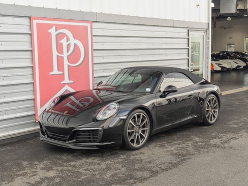 Used 2017 Porsche 911 Carrera image 32
