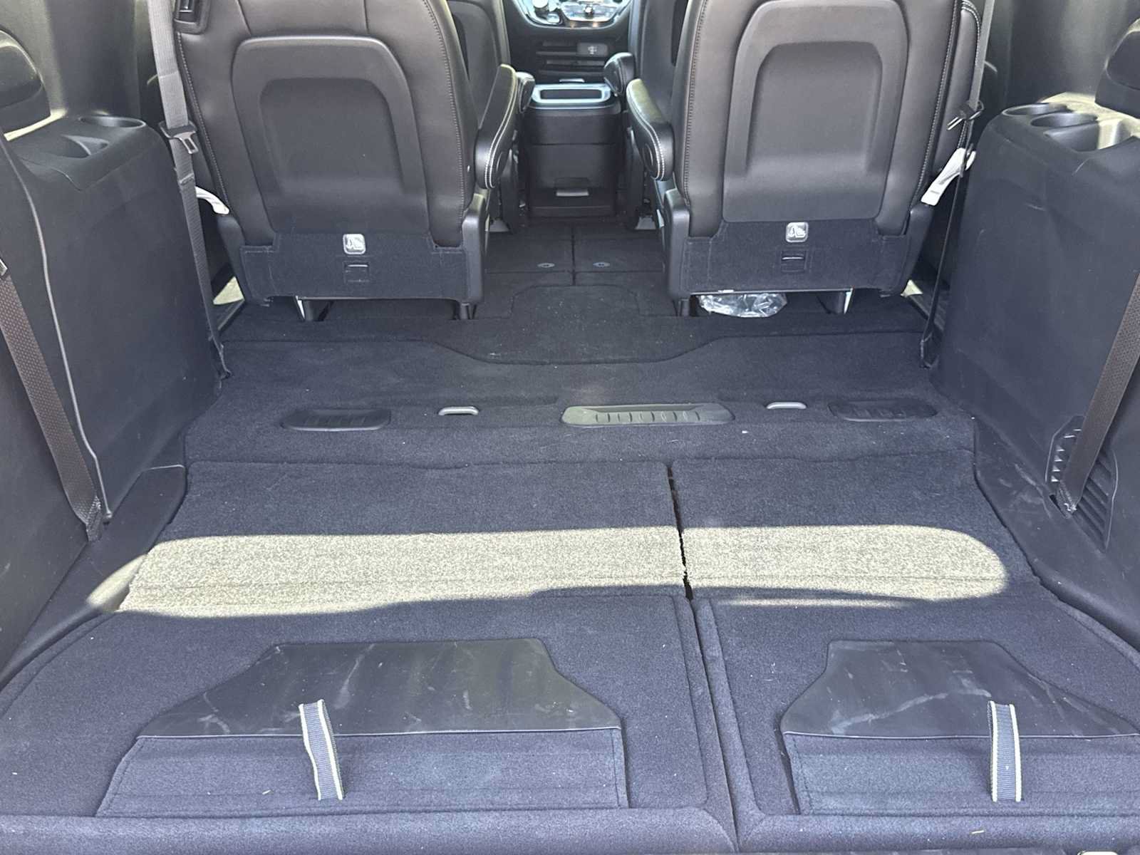 New 2026 Chrysler Pacifica Select FWD image 21