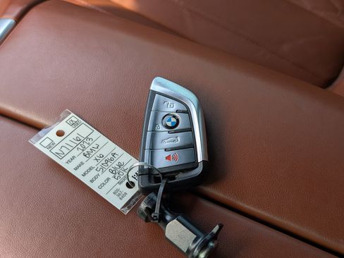 Used 2023 BMW X6 xDrive40i w/ M Sport Package AWD/4WD image 42