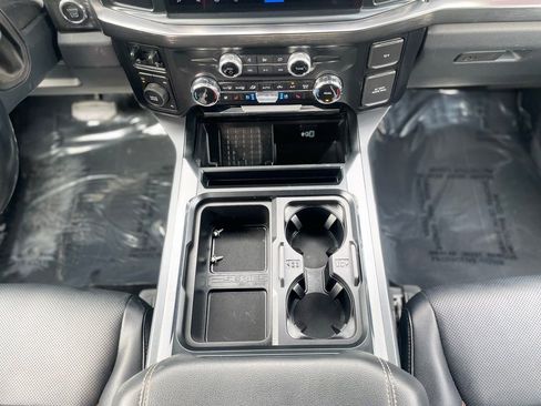 Used 2024 Ford F250 Lariat w/ Chrome Package AWD/4WD image 12