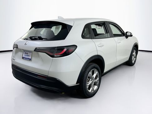 Used 2023 Honda HR-V LX image 5