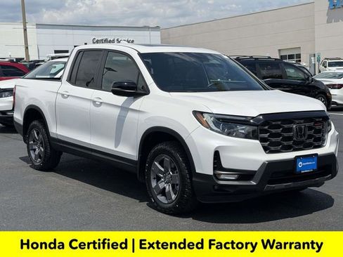Certified 2025 Honda Ridgeline TrailSport image 1