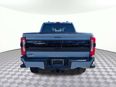 Used 2026 Ford F250 Platinum AWD/4WD image 4