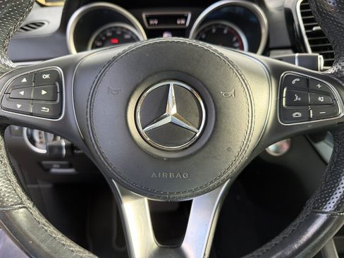Used 2017 Mercedes-Benz GLS 450 4MATIC image 26
