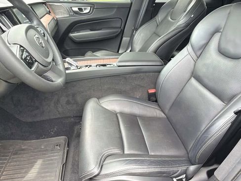 Used 2024 Volvo XC60 B5 Ultimate w/ Protection Package Premier AWD/4WD image 18