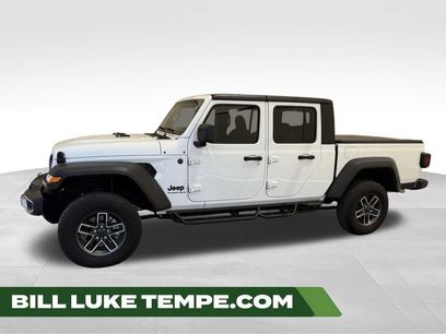 Used 2025 Jeep Gladiator Sport