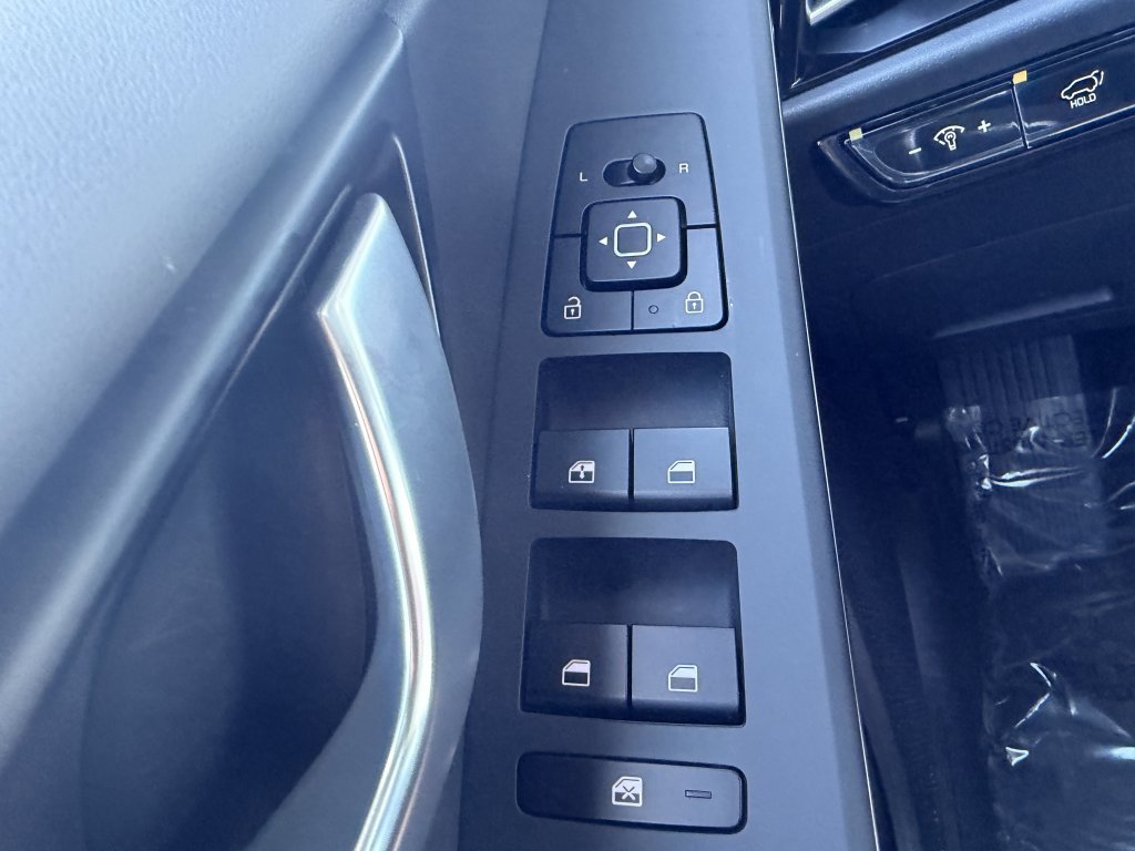 Used 2025 Kia Niro Wind FWD image 27