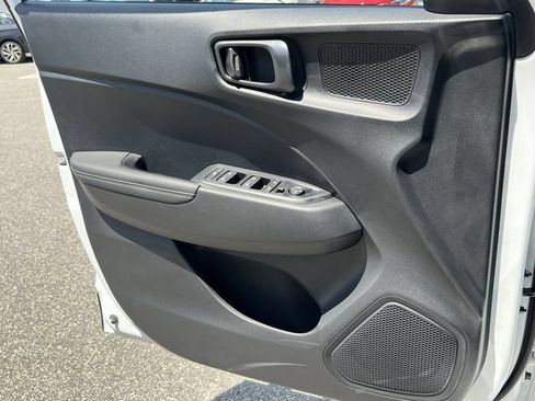 New 2026 Hyundai Venue SEL FWD image 26