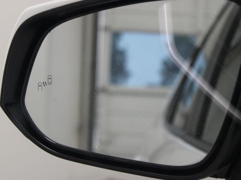 Used 2025 Toyota RAV4 XLE w/ Convenience Package FWD image 22