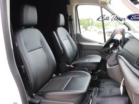 New 2026 Ford Transit 250 148 High Roof RWD image 7