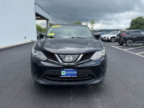 Used 2019 Nissan Rogue Sport S AWD/4WD image 3