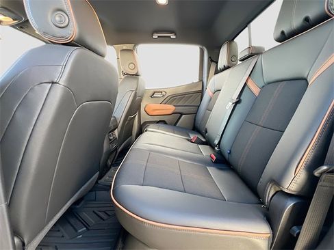 New 2026 GMC Canyon AT4 image 17