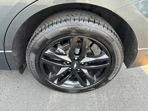 Used 2021 Chevrolet Equinox LT AWD/4WD image 42