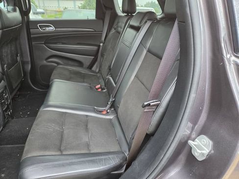 Certified 2020 Jeep Grand Cherokee Altitude AWD/4WD image 9