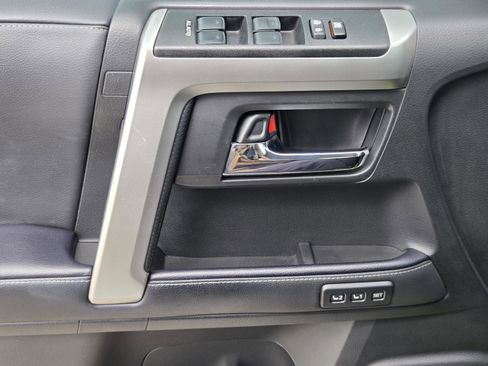 Used 2022 Toyota 4Runner Limited RWD image 22