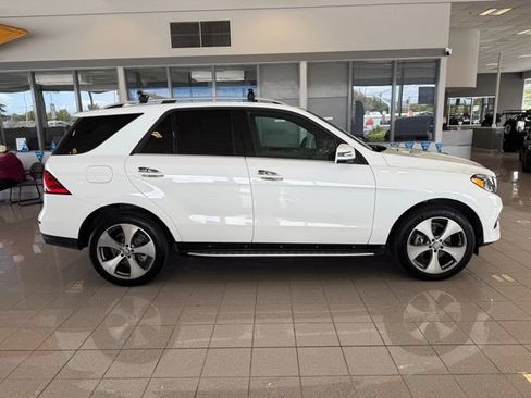Used 2016 Mercedes-Benz GLE 350 4MATIC image 2