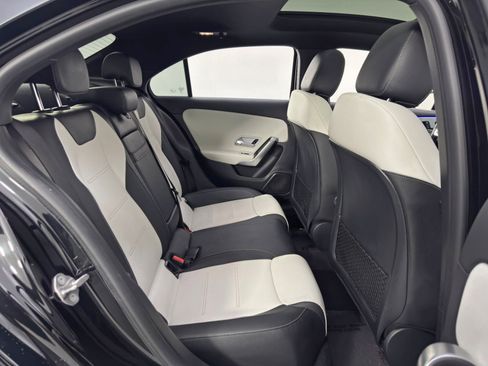 Used 2020 Mercedes-Benz A 35 AMG 4MATIC image 42