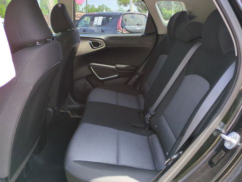 Certified 2023 Kia Soul LX w/ LX Technology Package FWD image 14