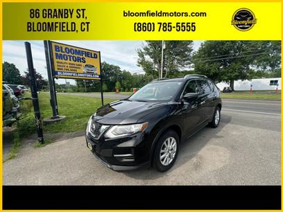 Used 2017 Nissan Rogue SV