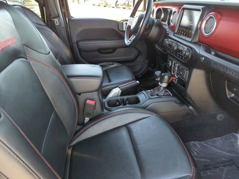 Used 2021 Jeep Wrangler Unlimited Rubicon image 16