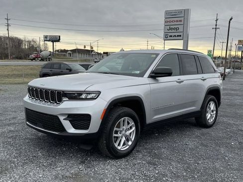 New 2026 Jeep Grand Cherokee Laredo X AWD/4WD image 24