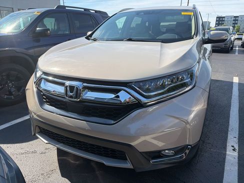 Used 2019 Honda CR-V Touring image 5