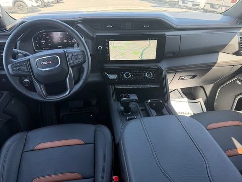 Used 2026 GMC Sierra 1500 AT4 w/ AT4 Premium Package AWD/4WD image 10